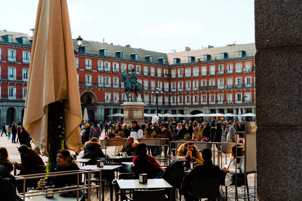 Terrasje in Spanje waar je Spaans kunt eten